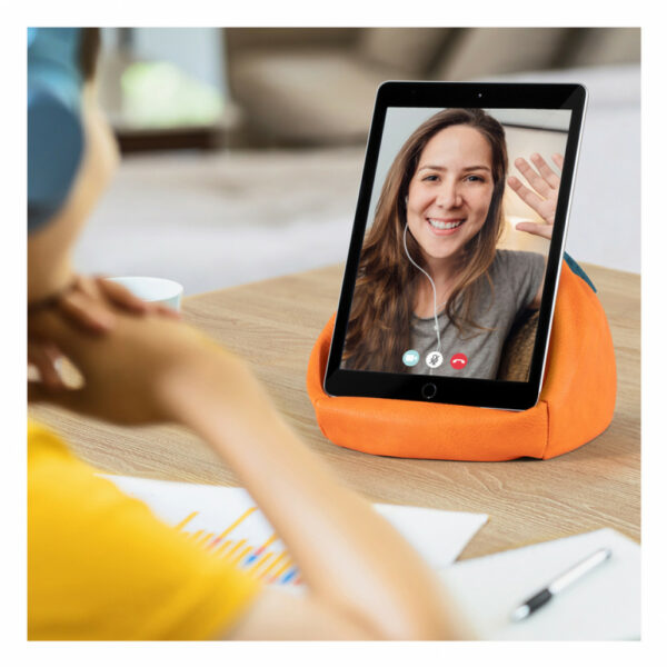 Suport pentru carte portocaliu - Bookaroo Bean Bag Reading Rest | If (That Company Called) - imagine 3