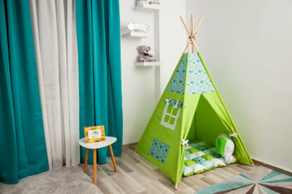 Pachet cort snazzy green cu salteluta patchwork