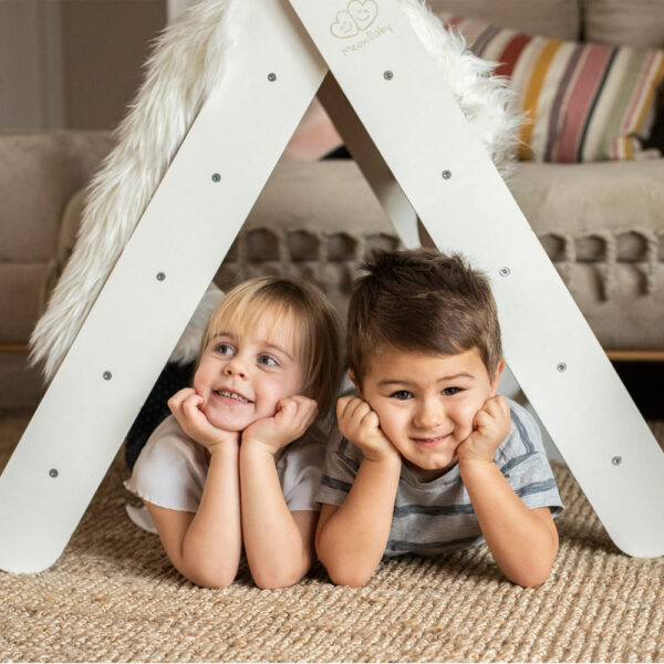 Scara din lemn pentru copii triunghi de catarare tip Pikler Montessori alb MeowBaby - imagine 3
