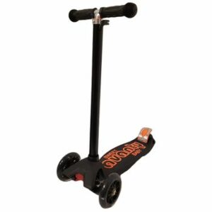 Trotineta cu 3 roti si luminite multicolore, Negru, PC 67-B