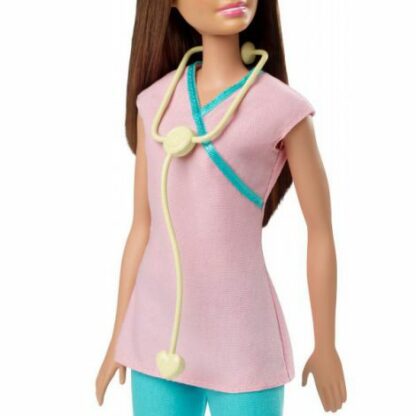 papusa barbie asistenta medicala 4