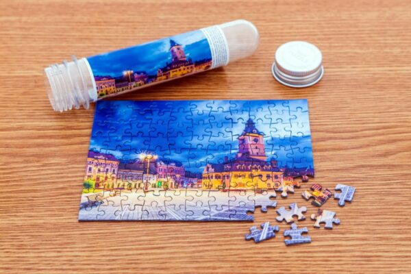 Puzzle TinyPuzzle - Piata Sfatului, Brasov, 99 piese (1002) - imagine 2