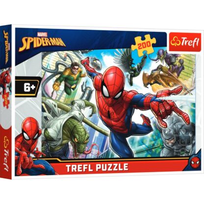 tf13235 puzzle trefl 200 piese nascut sa fiu supererou spiderman 1